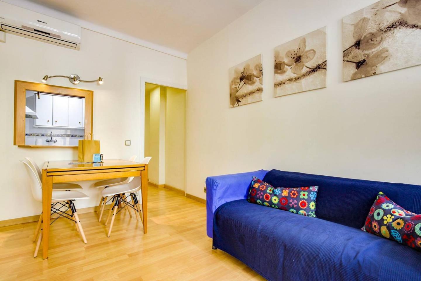Cozy 2 Bedroom Next To Arc De Triomf Barcelona Exterior foto